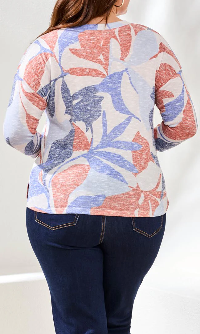 Tropical Print 3/4 Sleeve Knit Top - Image 5