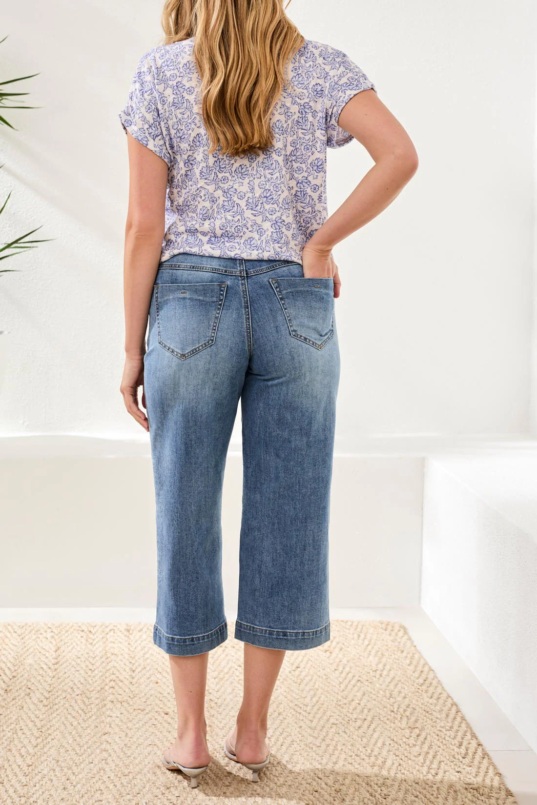 Button-Front Wide Leg Cropped Denim Jean - Image 2