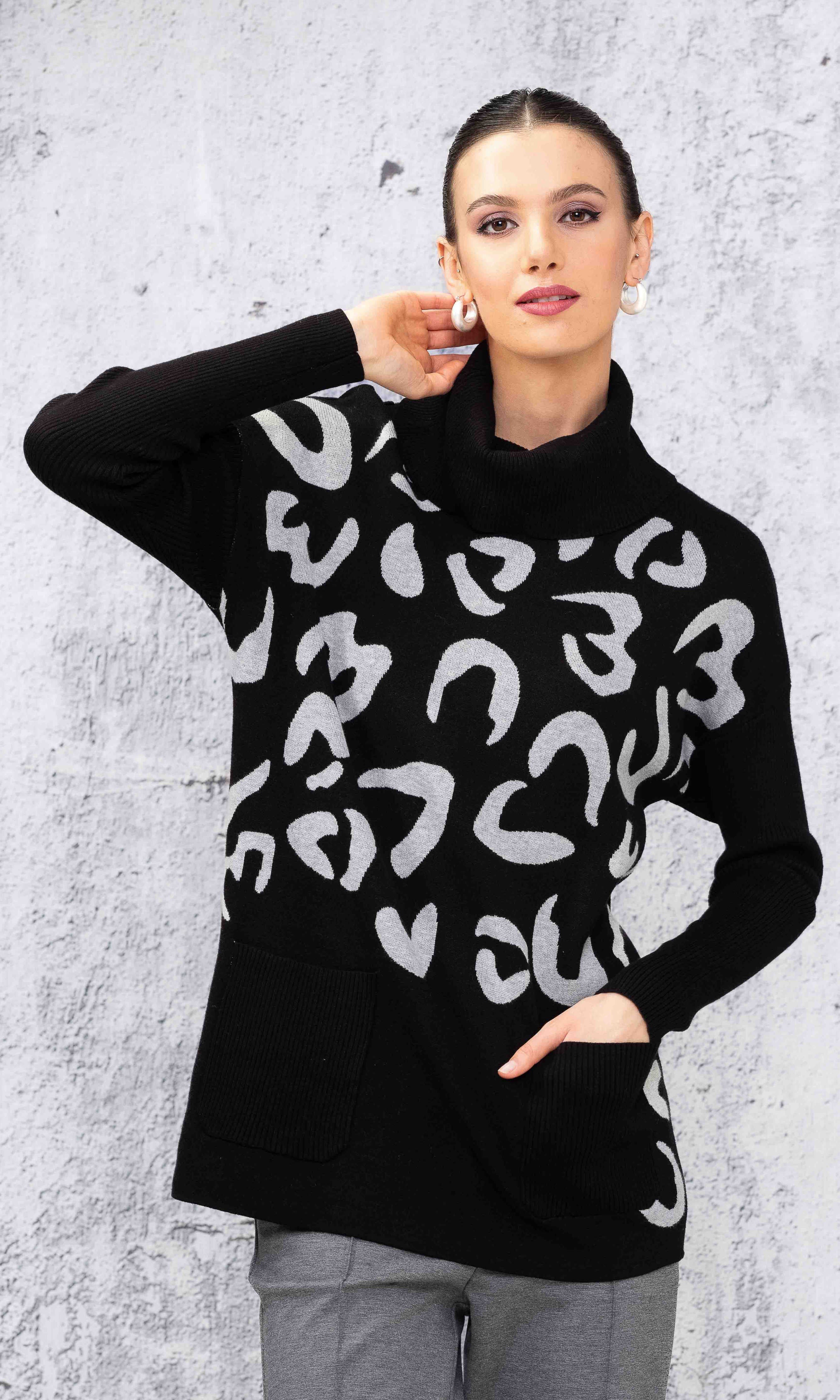Patch Pocket Relaxed Fit Sweater
