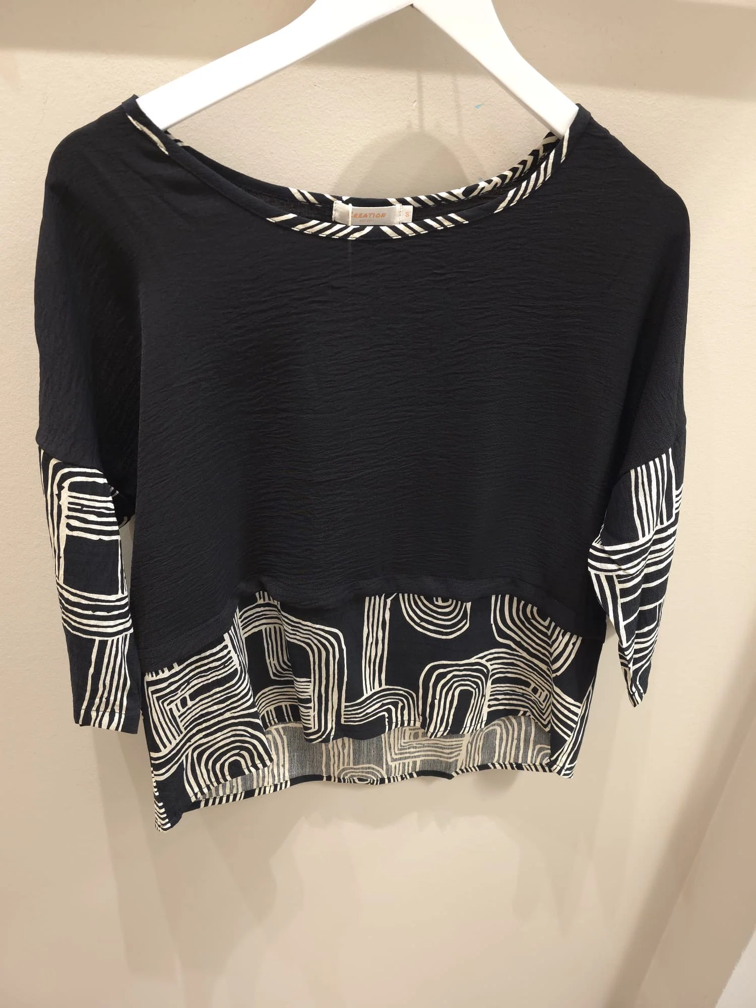 Contrast Print Hem Boxy Fit Top - Image 3