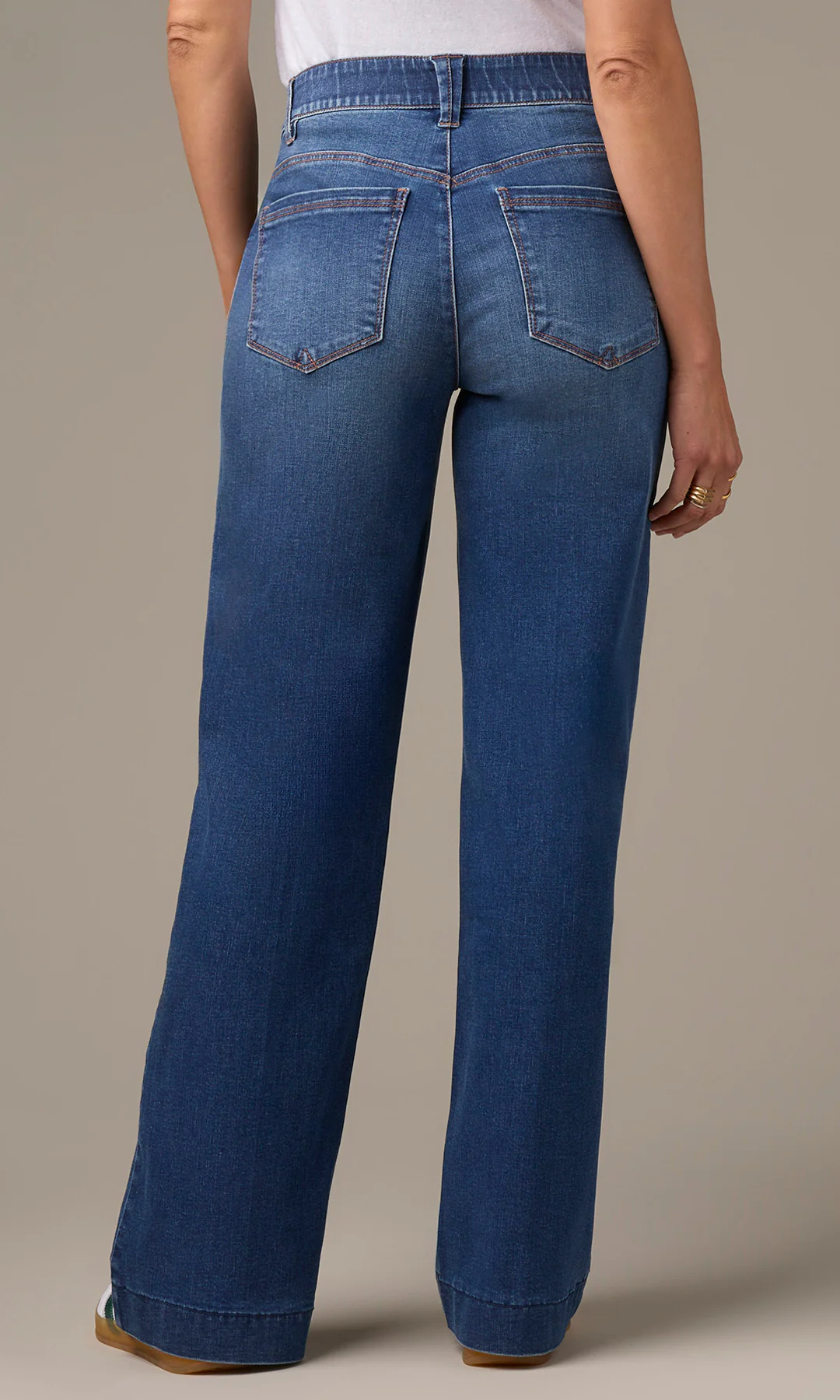 High-Rise Wide Leg Jeans - Image 2