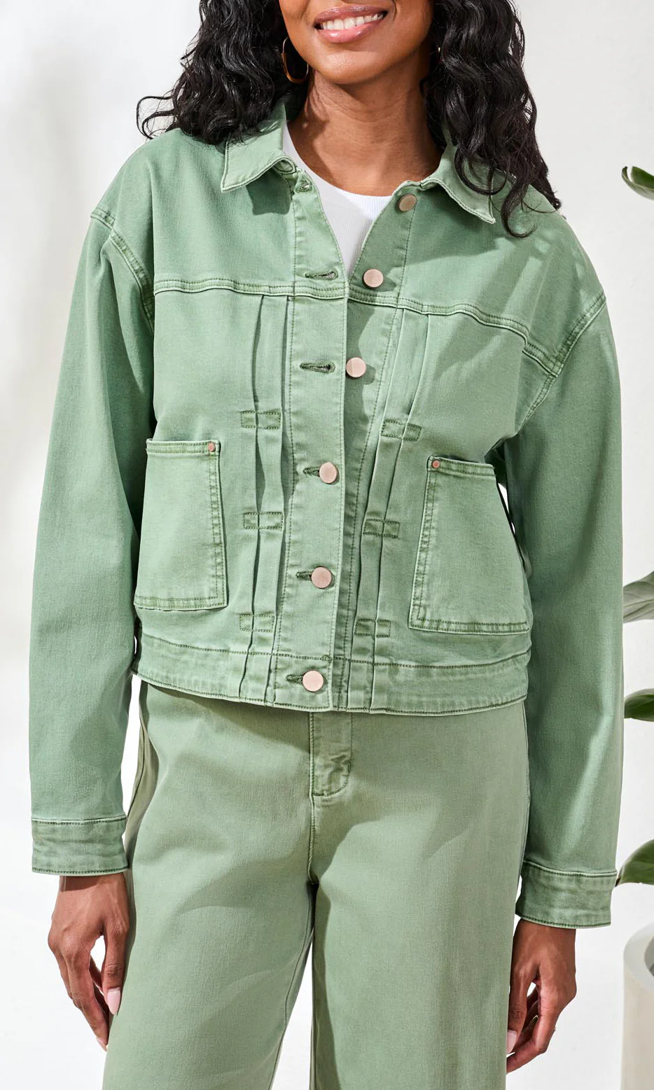 Cropped Patch Pocket Denim Jacket - Image 3