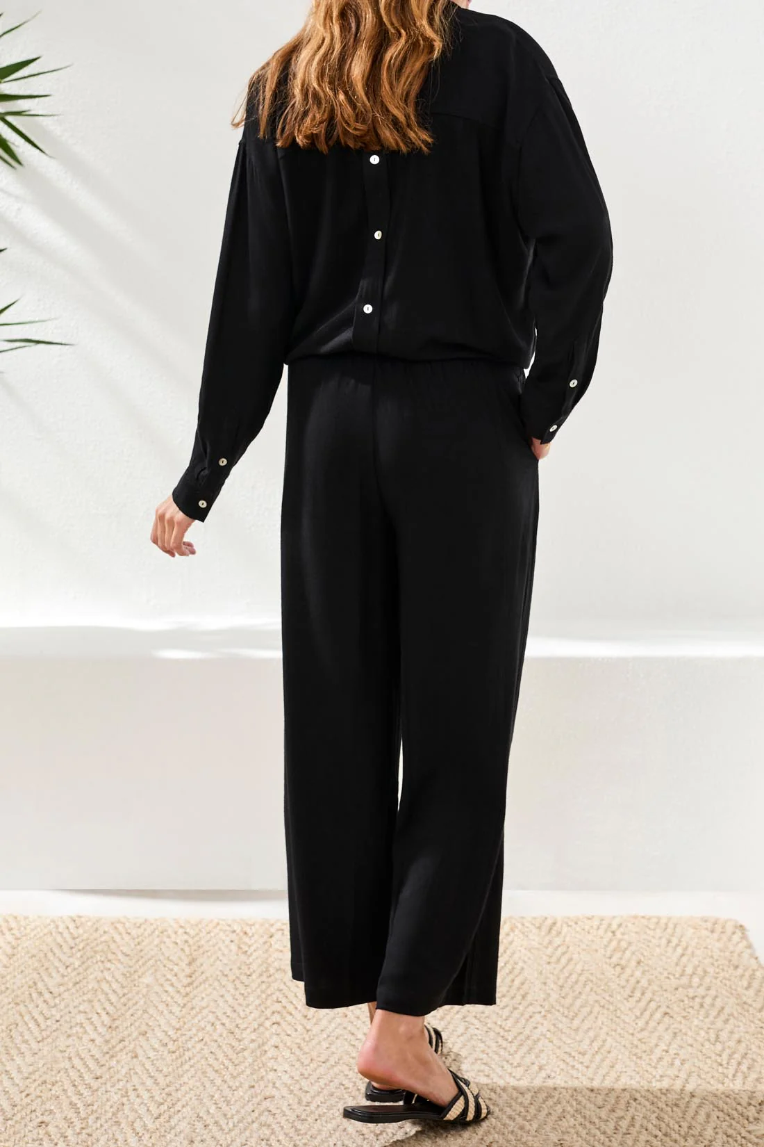 Wide-Leg Cropped Pull-On Pants - Image 2