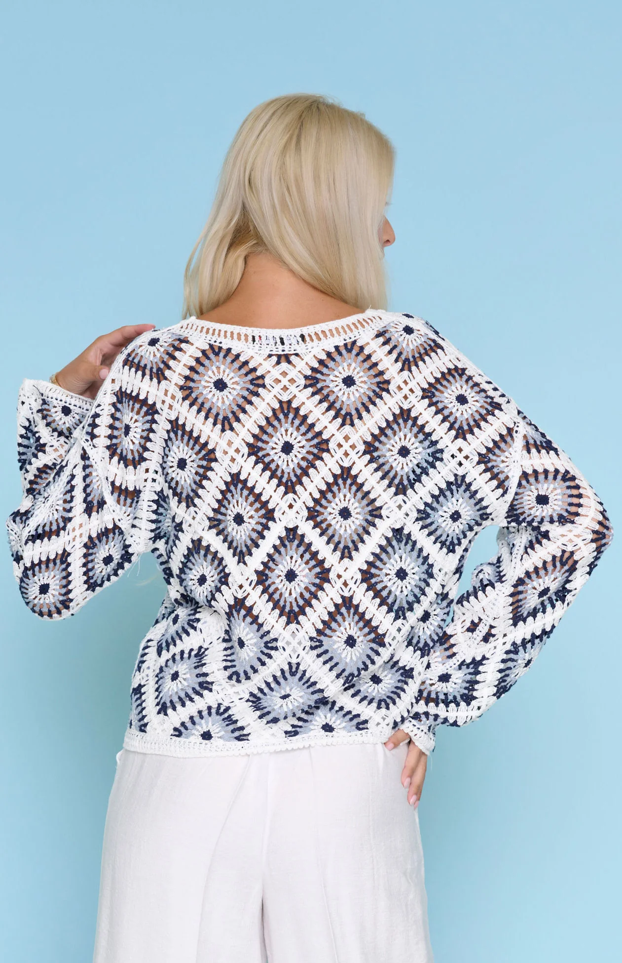 Crochet Diamond Pattern Lightweight Knit - Image 2