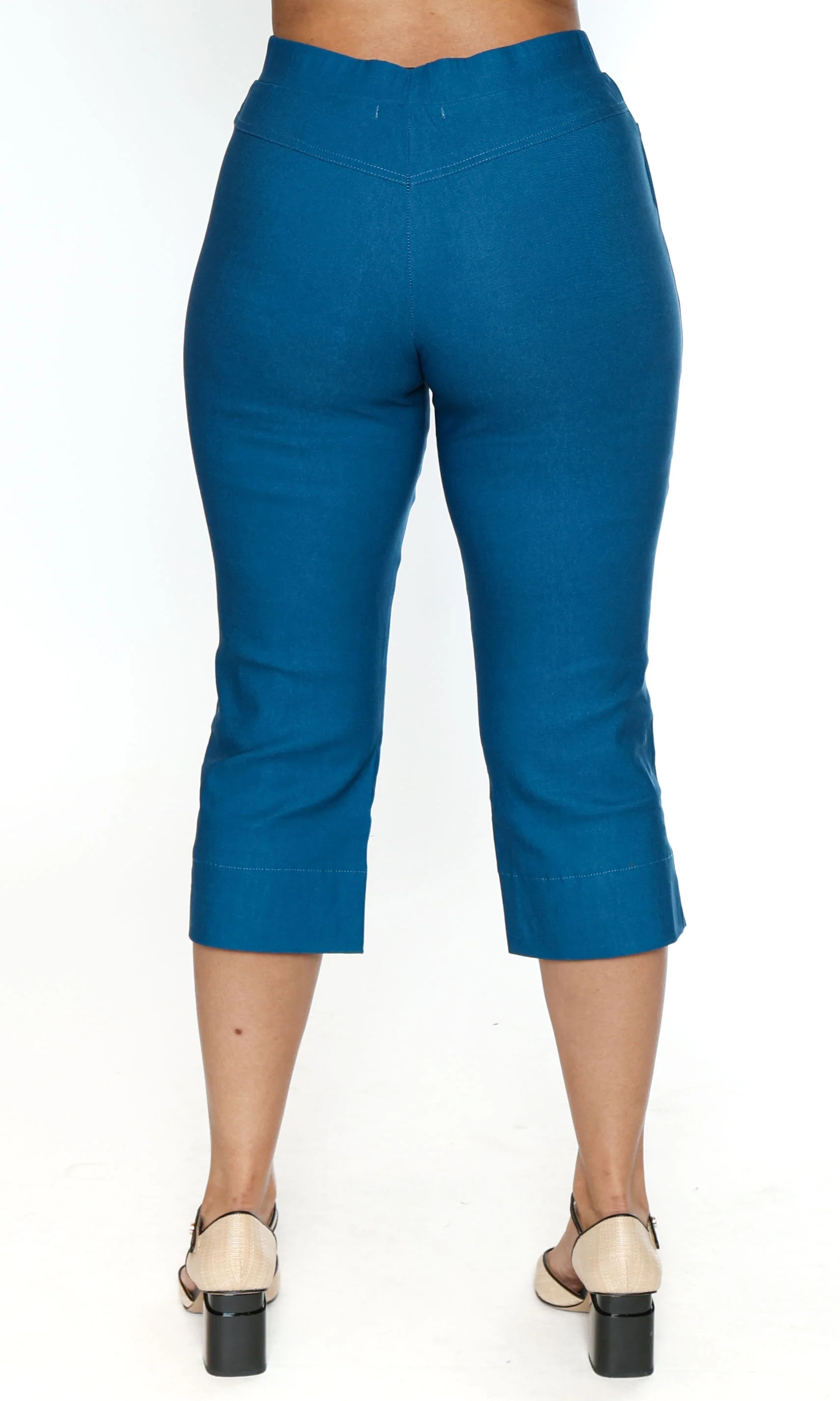 Comfort Waist Pocket Capri - Image 4