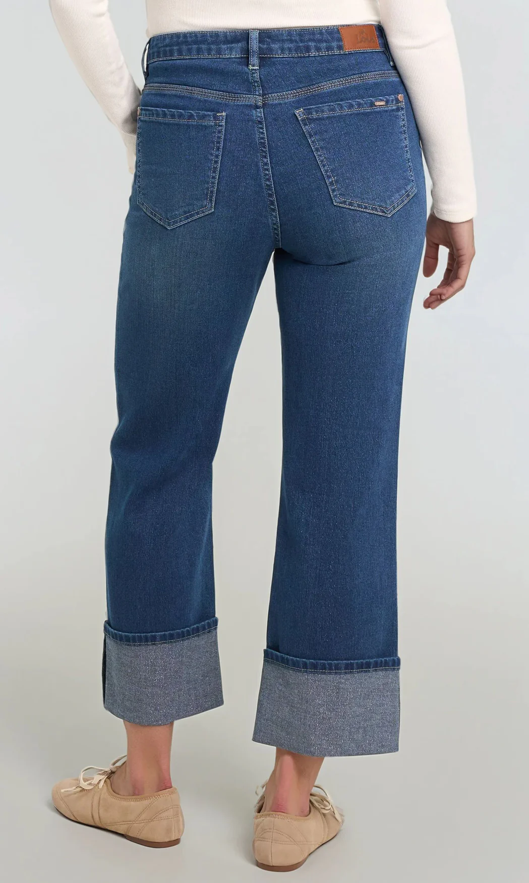 Cropped Wide Leg Cuffed Jeans - Image 2